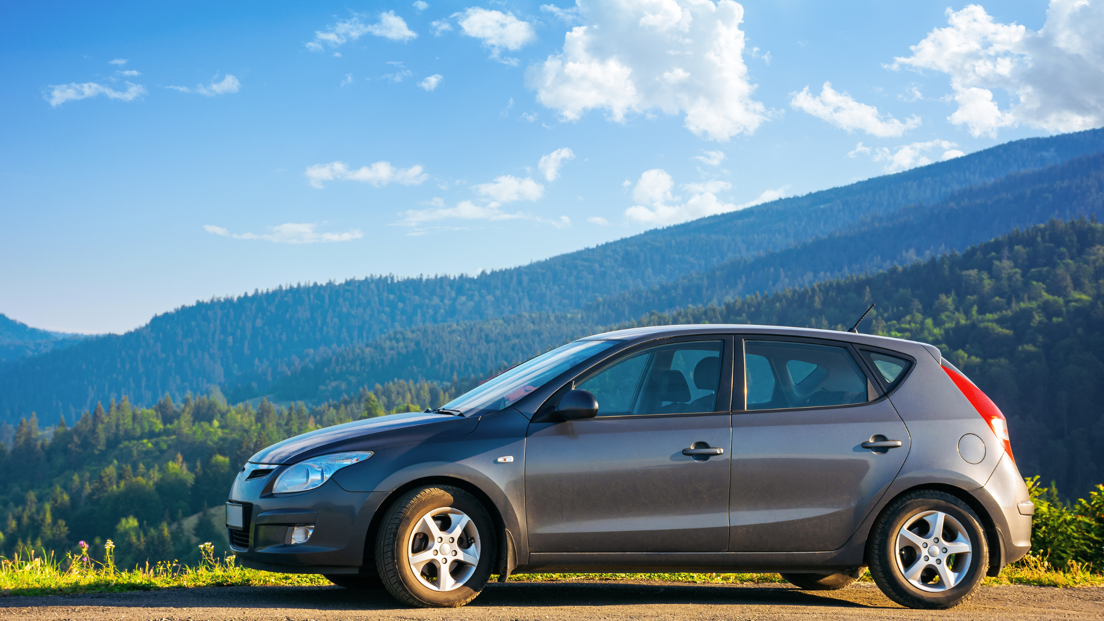 How to Keep Your Rental Car Clean and Rider-Ready ￼